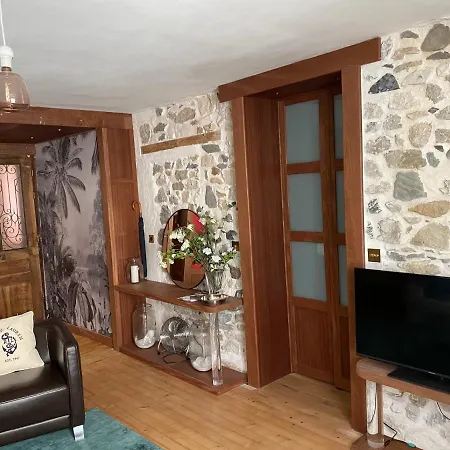 Charmant Appartement Annecy Апартаменты *