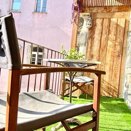 Апартаменты Charmant Appartement Annecy